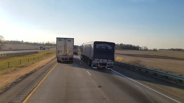 Дальнобой США Ужасные дороги штата Индиан.Боевое оружие,правила хранения и ношения в США. смотреть онлайн