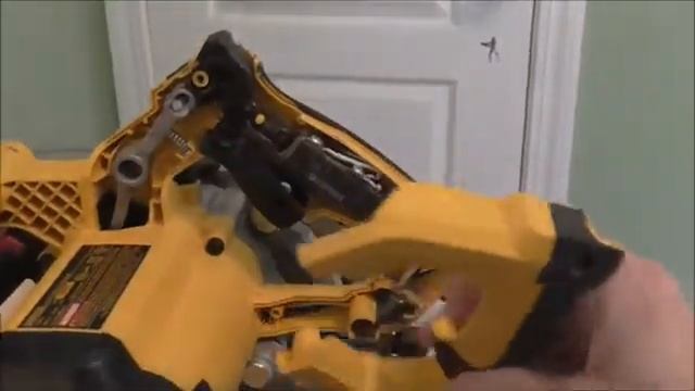 Repair Malfunctioning Plunge Trigger On Dewalt DWS520 Track Saw