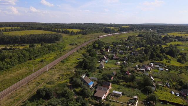 Поезд Белгород - СанктПетербург на перегоне Мценск- Чернь смотреть онлайн