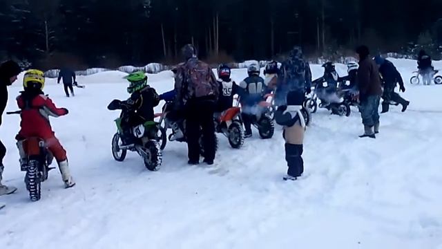 Мелкие погнали))) арамиль мотокросс смотреть онлайн