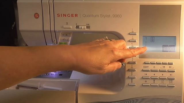 Singer Quantum Stylist 9960 Sewing Machine Unboxing