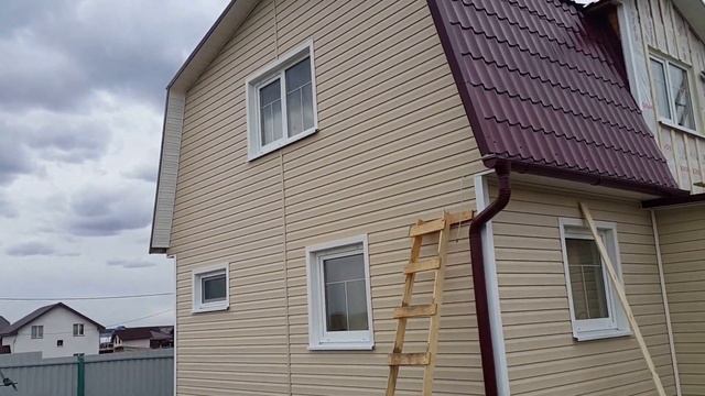 Монтаж сайдинга CertainTeed снт. Тихие Берега д. Колоково. Часть 5 смотреть онлайн