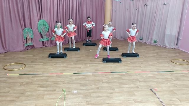 Русская плясовая Барыня - Девки, сюда! VI городской фестиваль-конкурс спортивного танца. смотреть онлайн