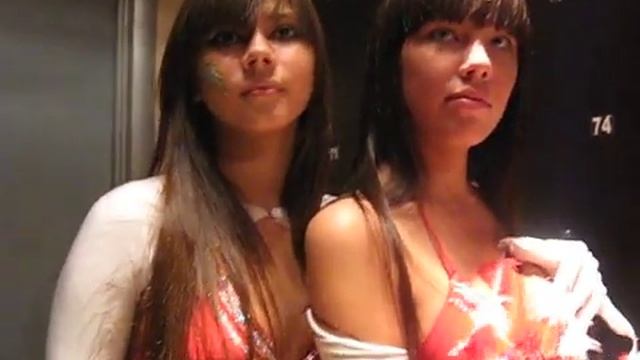 Кто такие программисты? Мнение красоток-танцовщиц. смотреть онлайн