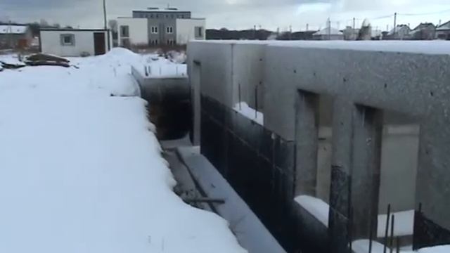 Участок в с.Заостровье с объектом незавершенного строительства, побережье Балтийского моря. смотреть онлайн