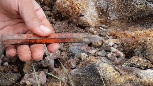 Amethyst  quartz, green crystal are hidden under the wilderness rock. gems,quartz