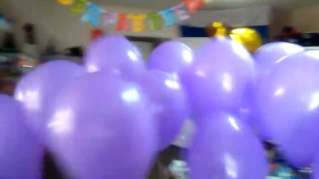 30 сиреневых гелиевых шариков. Ставрополь! смотреть онлайн