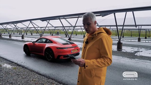 Porsche 992 Carrera T: GT3 light of lauw? смотреть онлайн