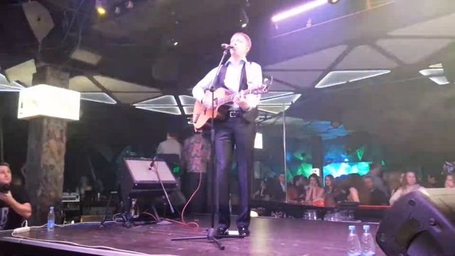 Братья Грим - Хлопай ресницами | BlackHallBar смотреть онлайн