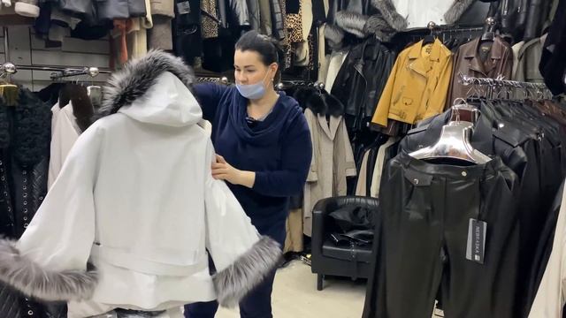 СТИЛЬНЫЕ ДУБЛЁНКИ, ПЛАЩИ, КУРТКИ?НАТУРАЛЬНАЯ КОЖА?5 ПАВИЛЬОН Л3-26-28?Рынок Садовод Москва смотреть онлайн