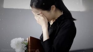 Безумная мачеха бросила больную падчерицу в лесу, а спустя годы пришла в хоспис умирать и увидела..