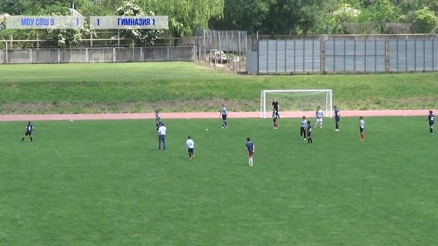 Футбол кожаный мяч Новоалександроск стадион "Дружба" 1 период смотреть онлайн
