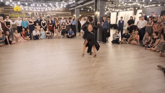 Sebastián Arce & Maria Marinova dance Francisco Canaro - El Torito смотреть онлайн