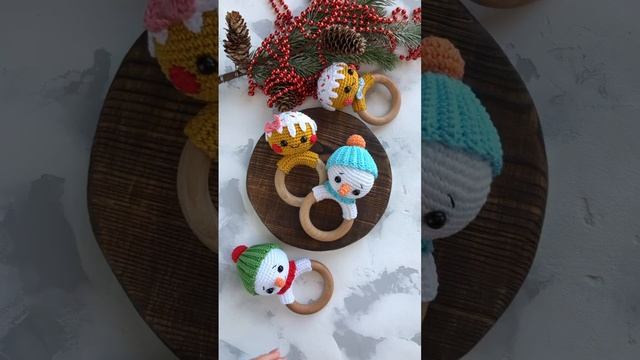 Amigurumi Crochet Snowman & Gingerbread Rattles - (1-st Christmas Toys) | CrochetStreetPattern смотреть онлайн