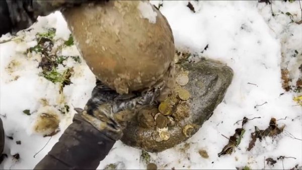 Top 5 Treasures Treasure Hunters Find With Metal Detector. / Treasure Hunting