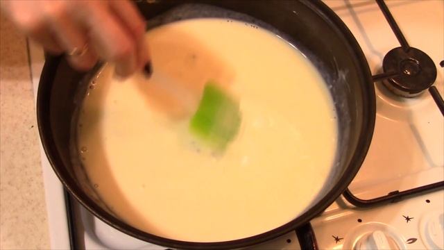 Брокколи запеченная с сосисками в сливочном соусе? смотреть онлайн