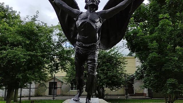 Сквер воздухоплавателей. Кунгур. смотреть онлайн