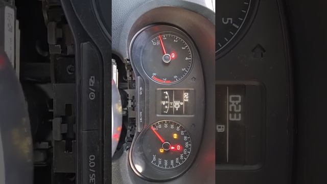 поло седан 2015 года восстановление ключей при полной утере 6rf920860Q в связке с эбу мм7gv смотреть онлайн