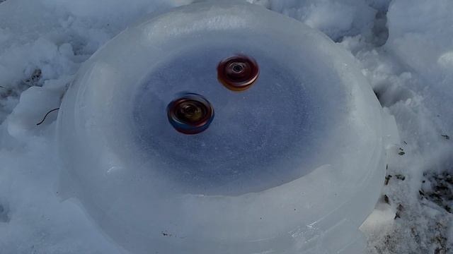 BEYBLADE ICE STADIUM BATTLE! INFINITE ACHILLES VS SUPER HYPERION!