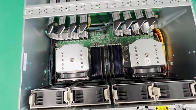 AS-4124GS-TNR 슈퍼마이크로 GPU 서버 조립 Supermicro GPU Server Assembly смотреть онлайн
