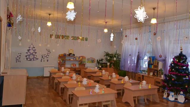 Красивые новогодние гирлянды для украшения детского сада делаем своими руками смотреть онлайн