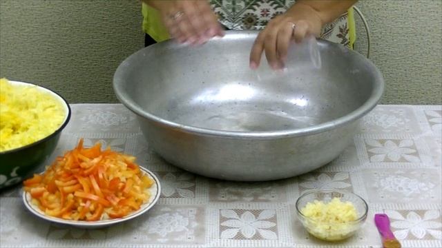 САЛАТ ТЕЩИН ЯЗЫК. НАСТОЛЬКО ВКУСНЫЙ ,ЧТО МОЖНО СВОЙ ЯЗЫК ПРОГЛОТИТЬ смотреть онлайн