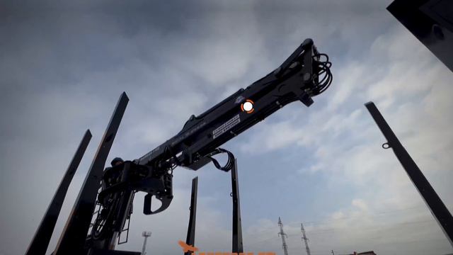 KAMAZ 43118 Сортиментовоз ГМУ МАЙМАН 110 S смотреть онлайн