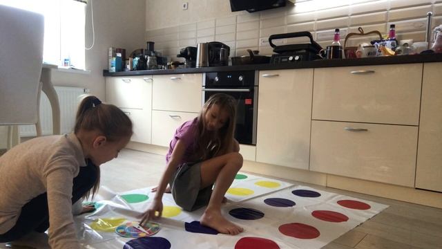 СУПЕР ТВИСТЕР ЧЕЛЛЕНДЖ. смотреть онлайн