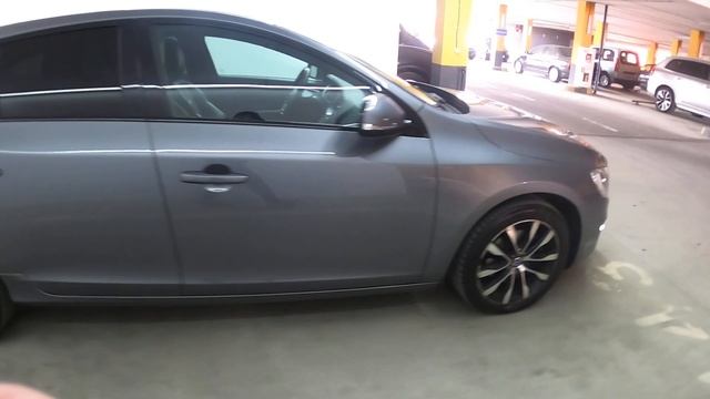 Volvo V60 I Рестайлинг 2.0 MT (120 л.с.) 2016 смотреть онлайн