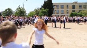 Последний звонок 2015 - Школьный вальс выпускников - Школа 15 - Севастополь