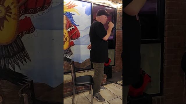 Greg Parks covering Amarillo by Morning (Karaoke night) смотреть онлайн