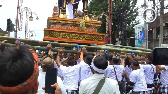 PUNCAK PELEBON ANAK AGUNG GDE PUTRA PENGLINGSIR PURI AGUNG BITERA GIANYAR 2023 смотреть онлайн
