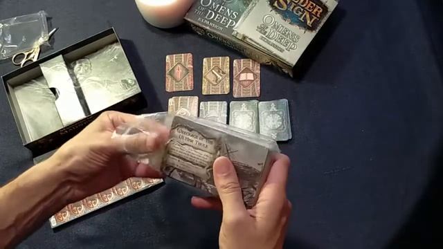 Elder Sign Omens of the Deep Expansion Unboxing смотреть онлайн
