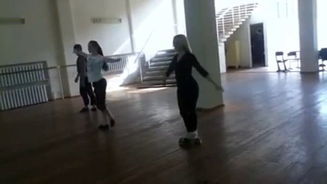 Плие смотреть онлайн