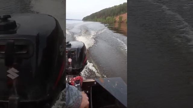 Лодка из ПНД под мотором Suzuki 5 л.с. смотреть онлайн
