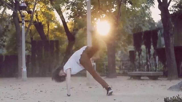 Dance Sketch - Mercat de les Flors, Barcelona смотреть онлайн