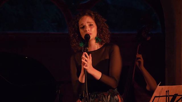Dominika Handzlik -Bądź dobry, z koncertu "W zielonym drzewie szary popiół" смотреть онлайн
