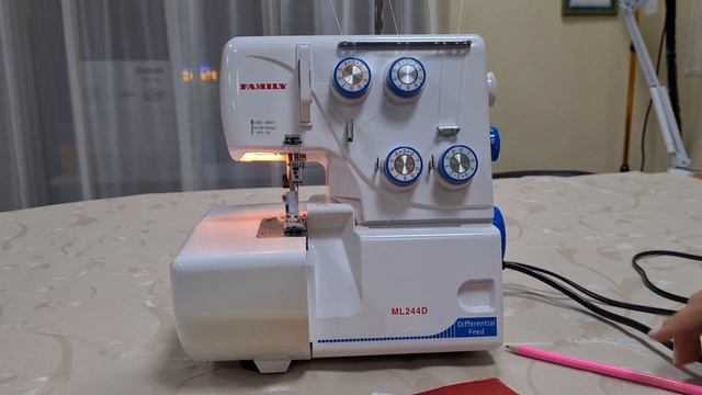 Ролевый шов на оверлоке,Как настроить ролевый шов,Janome 205(T-34), Family 244,Шить Легко и Просто смотреть онлайн