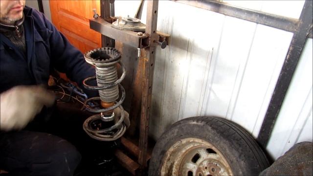 Замена стоек Тойота Королла смотреть онлайн