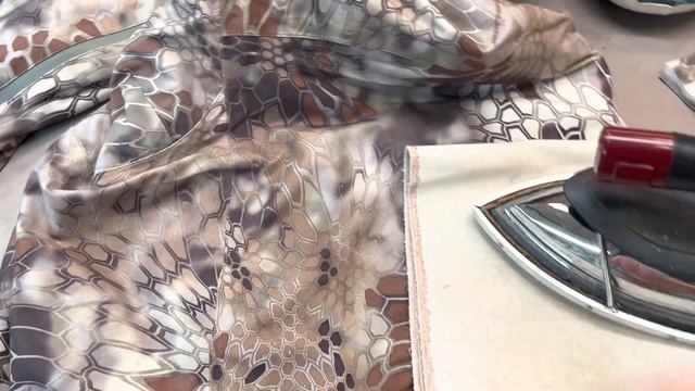 ✂️РЕМОНТ ШТАНОВ.. БОЛЬШАЯ ДЫРКА от костра МК смотреть онлайн