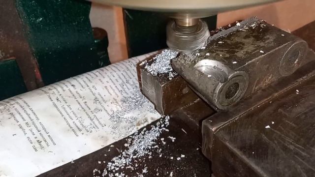 Самодельный фрезерный станок покрашен и полностью готов к работе!!! смотреть онлайн