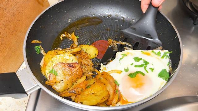 Bratkartoffeln Mit Eiern! Nur 5 Minuten Und Ein Leckeres Und Einfaches Abendessen Ist Fertig