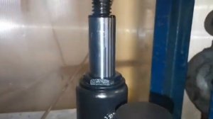 Домкрат горизонтального действия с манометром, домкрат с манометром