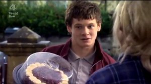 нахрена я тортик купил