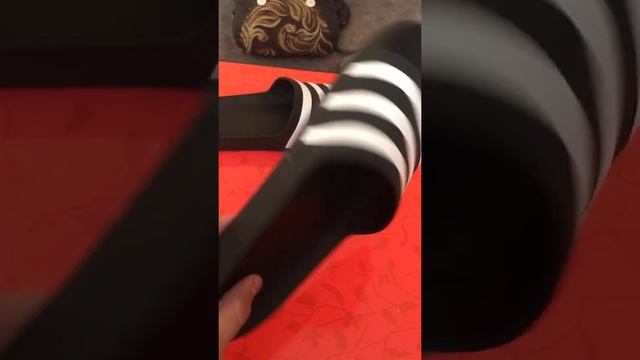 Отзыв о сланцах Adidas ADILITTE AQUA после года носки . смотреть онлайн