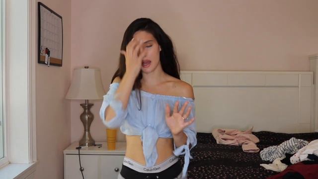 turn your old shirts into your new fav crop top смотреть онлайн