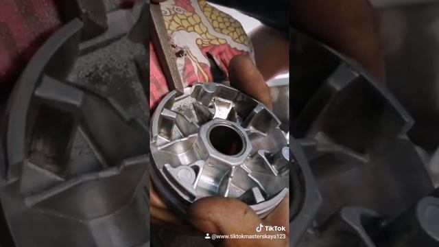 Запил вариатора Yamaha смотреть онлайн