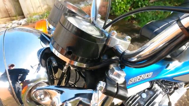 Suzuki RV125