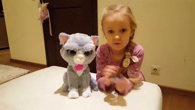 Обзор FurRealFriends кошечка