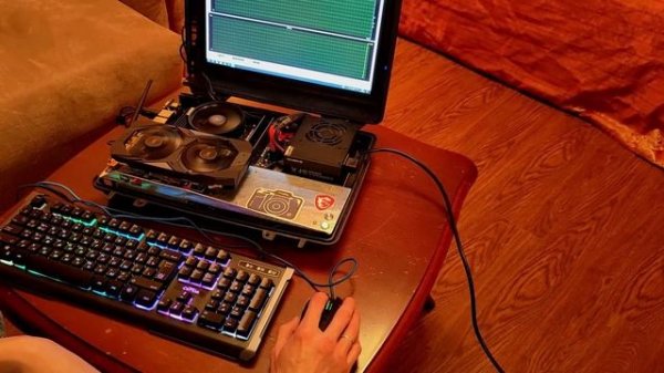 САМЫЙ ПОРТАТИВНЫЙ КОМПЬТЕР В МИРЕ!MOST PORTABLE COMPUTER IN THE WORLD!